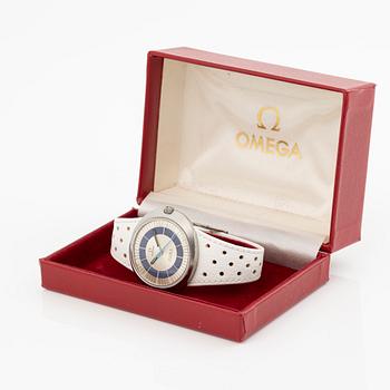 Omega, Genève, Dynamic, wristwatch, 41 x 36 mm.