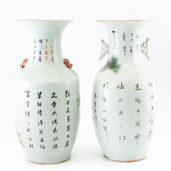 A set of two Chinese famille rose vases, 20th century.