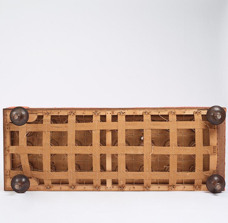 Swedish Grace, daybed, 1920-30s. Provenance building contractor Olle Engkvist, probably made to order for the interior.