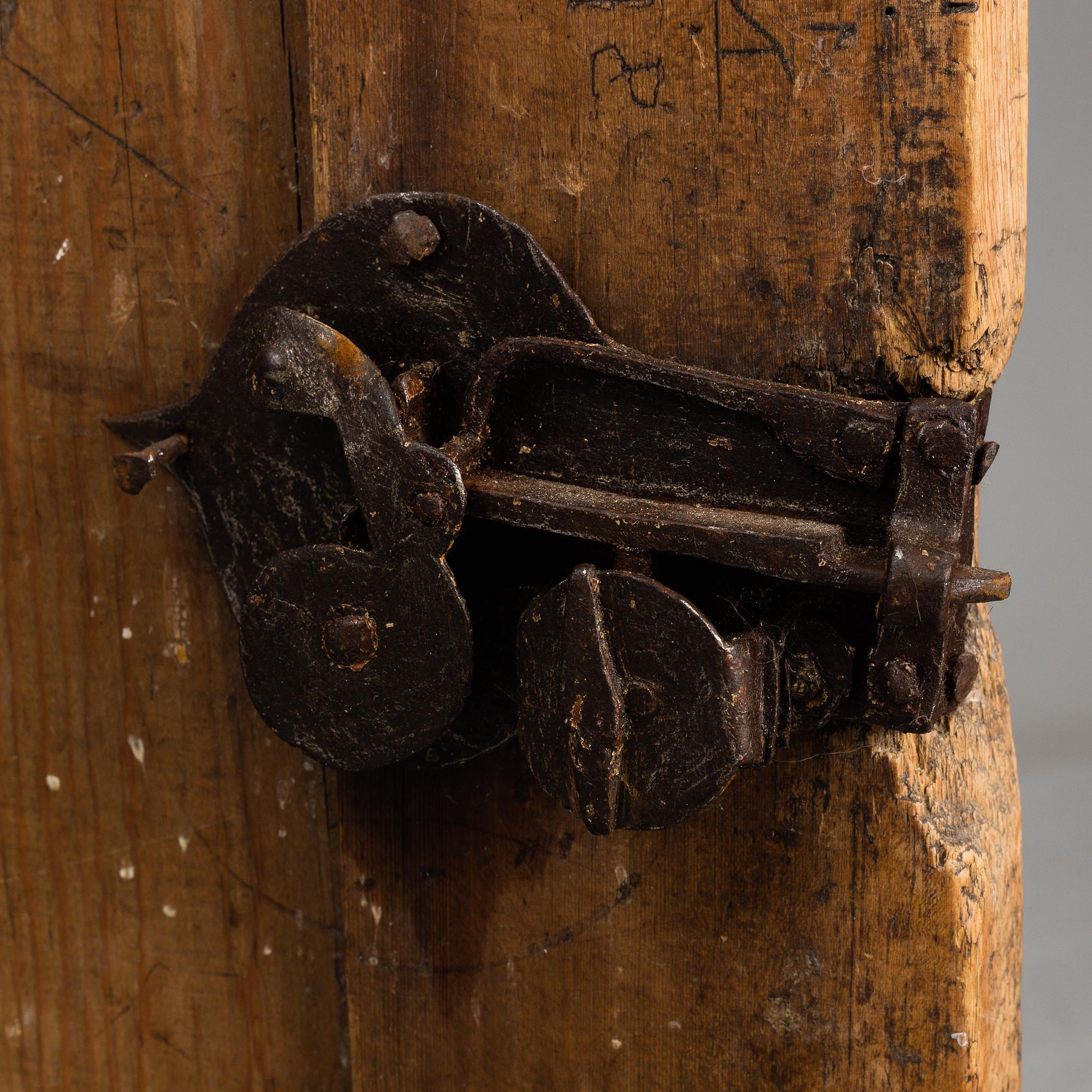 A painted pine cabinet from Ångermanland, 18th Century.