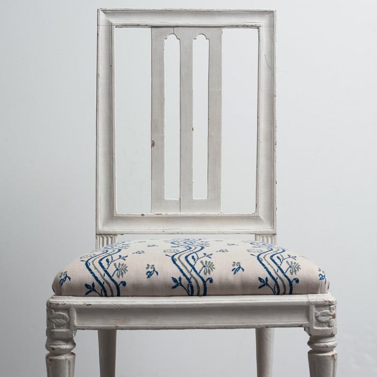 Eight Gustavian chairs by L Söderholm.