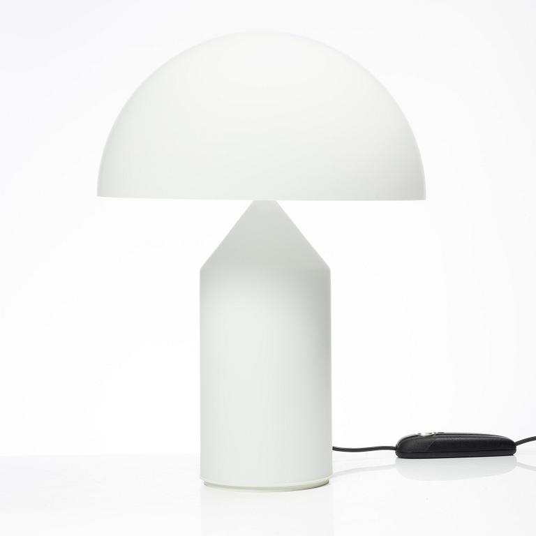 Vico Magistretti, bordslampa, "Atollo", Oluce, Italien.