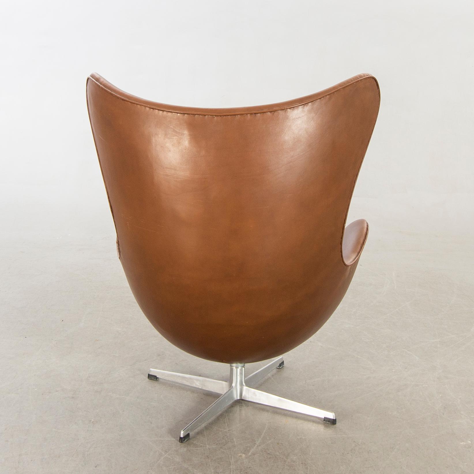 ARNE JACOBSEN, A easy chair "Egg chair" designed for Fritz Hansen, Denmark.