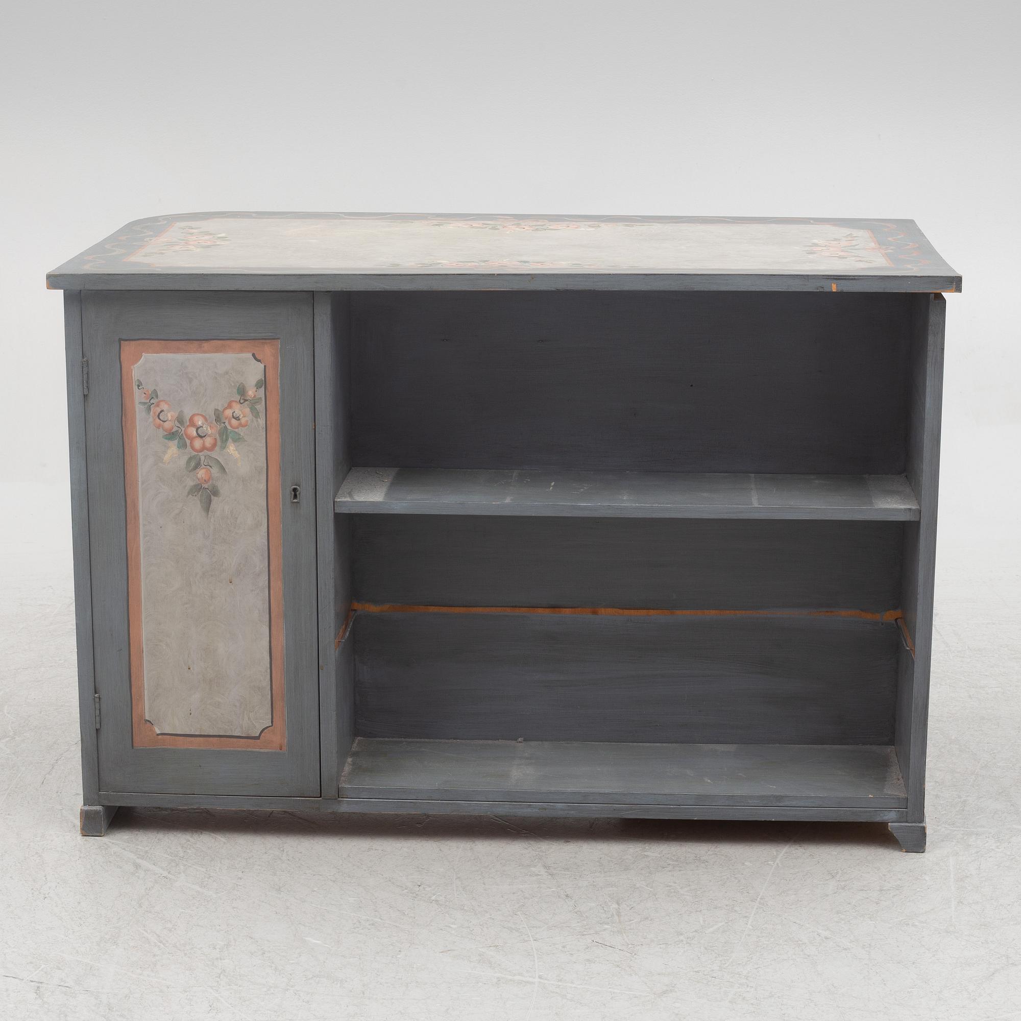 Desk and chair, first half of the 20th century.