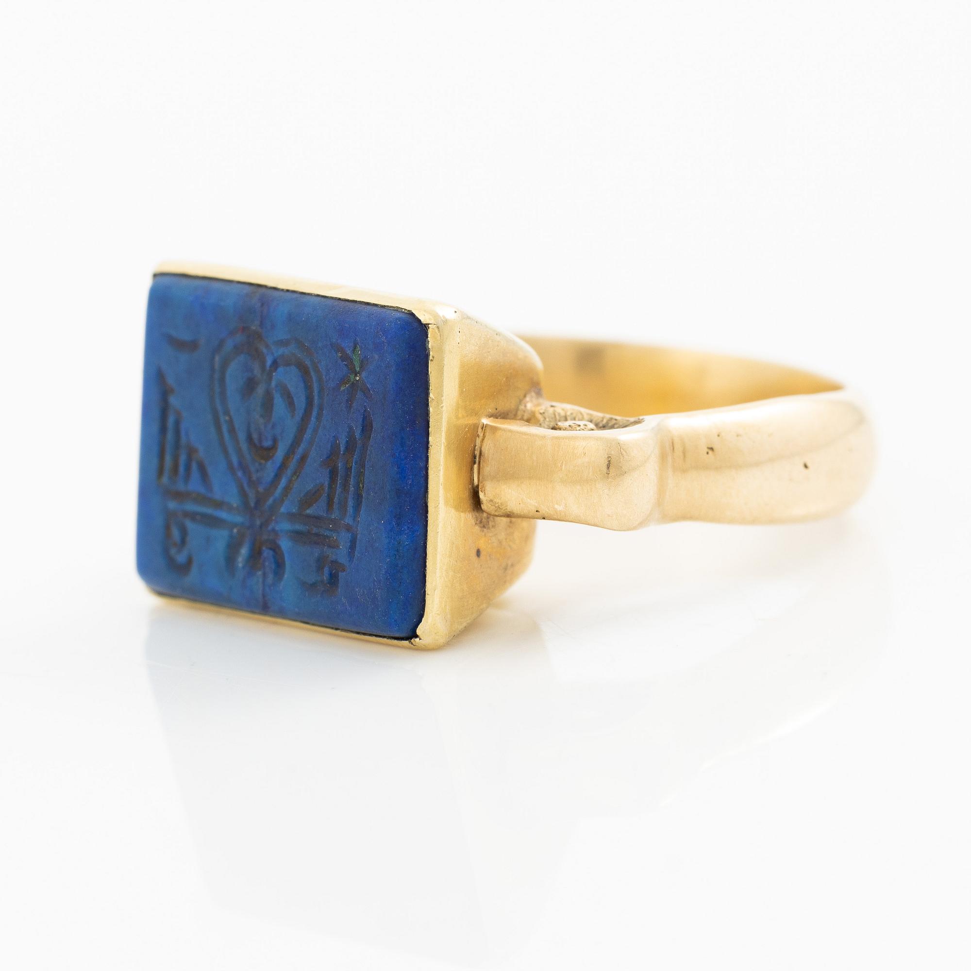 Ring, guld och lapis lazuli, Persien 1800-tal eller äldre.