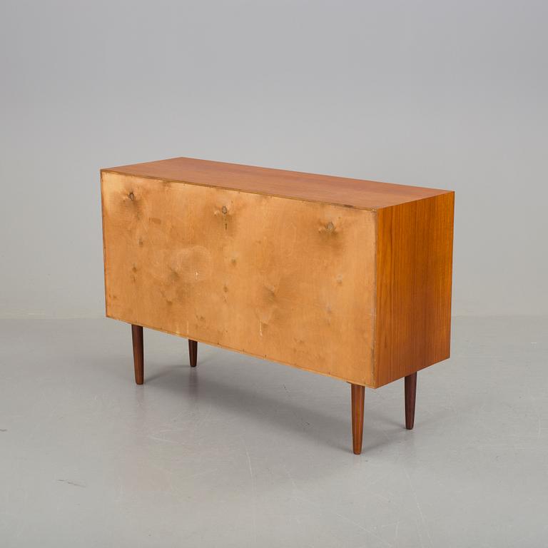 SIDEBOARD, 1900-talets andra hälft.