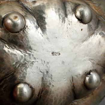 SKÅL, sterlingsilver och emalj. Vikt ca 21 gram.