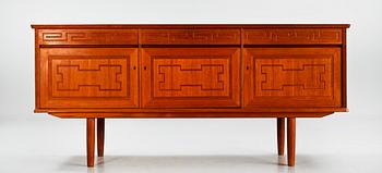 SIDEBOARD, Brødrene Sörheim Møbelfabrikk AS, Nestum, Norge, 1900-talets tredje kvartal.
