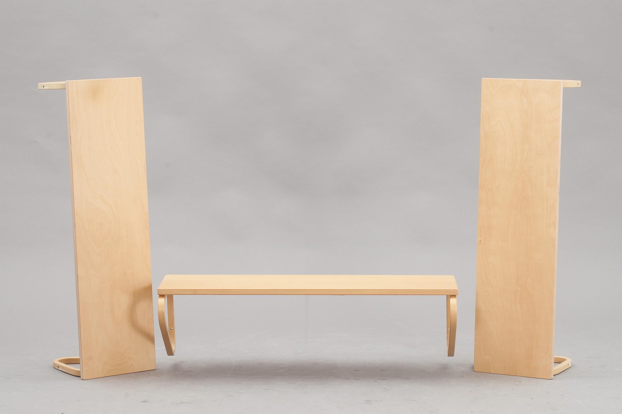 VÄGGHYLLOR, 3 st. "Artek". Alvar Alto. 1900-talets slut.