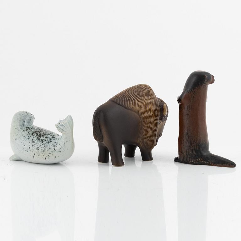 Lisa Larson, figuriner, 3 st, stengods, för NK, Nordiska Kompaniet i samarbete med WWF, Gustavsberg.