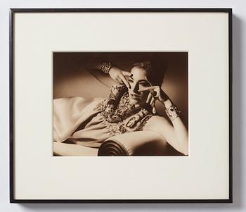 Horst P. Horst, 'Elaine Irwin in ad for Henri Bendel', 1987-1988.