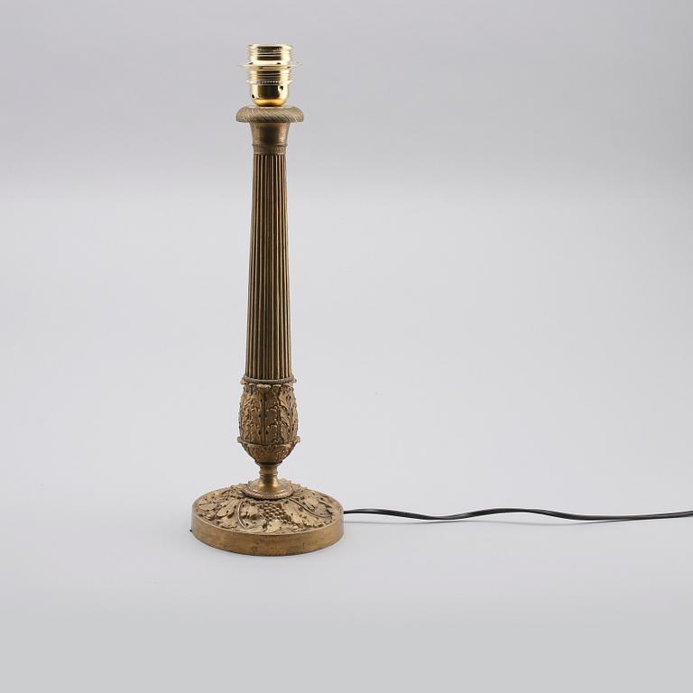 BORDSLAMPFOT, empire, brons, 1800-talets första hälft.