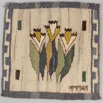 TWO TEXTILES FROM AB MMF (AB Märta Måås-Fjetterström).