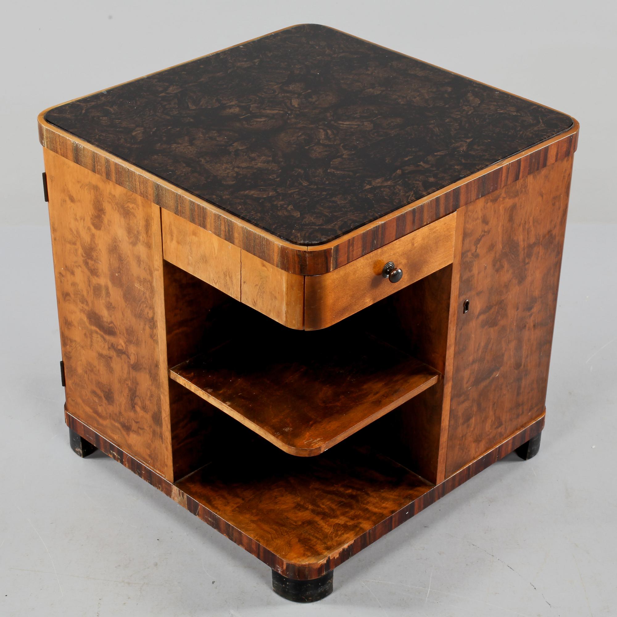 RÖKBORD, art deco, 1900-talets första hälft.