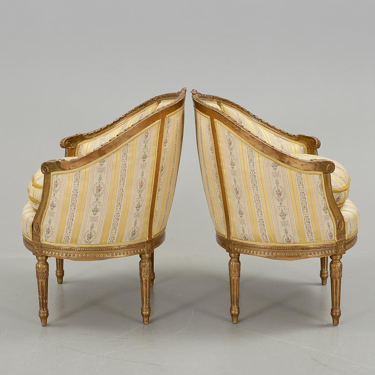 BERGERER, ett par, Louis XVI-stil, omkr år 1900.