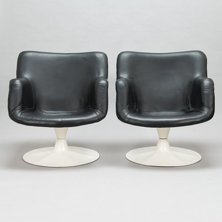 Yrjö Kukkapuro, a pair of late 1960's 'Junior' armchairs for Haimi.