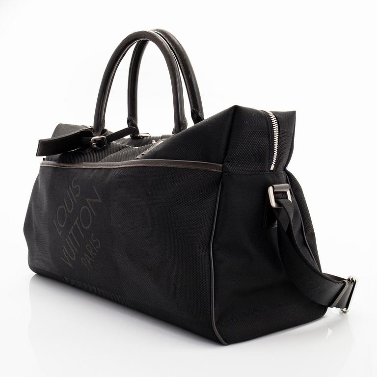 Louis Vuitton, a Geant 'Albatros' Weekendbag.