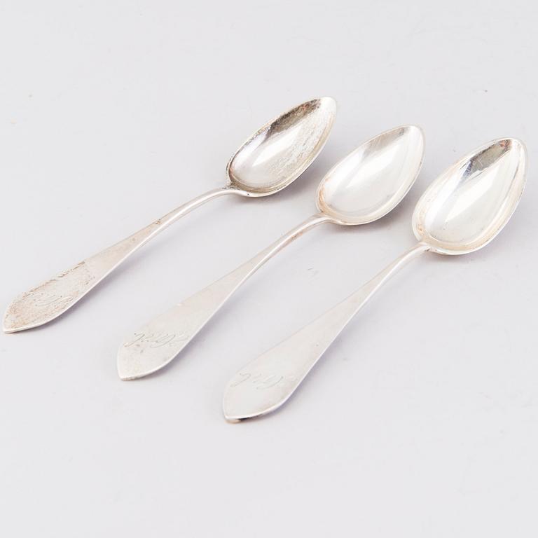 A 21-piece set of Finnish silver cutlery by Wilhelm Pettersson, Turku 1908-15.