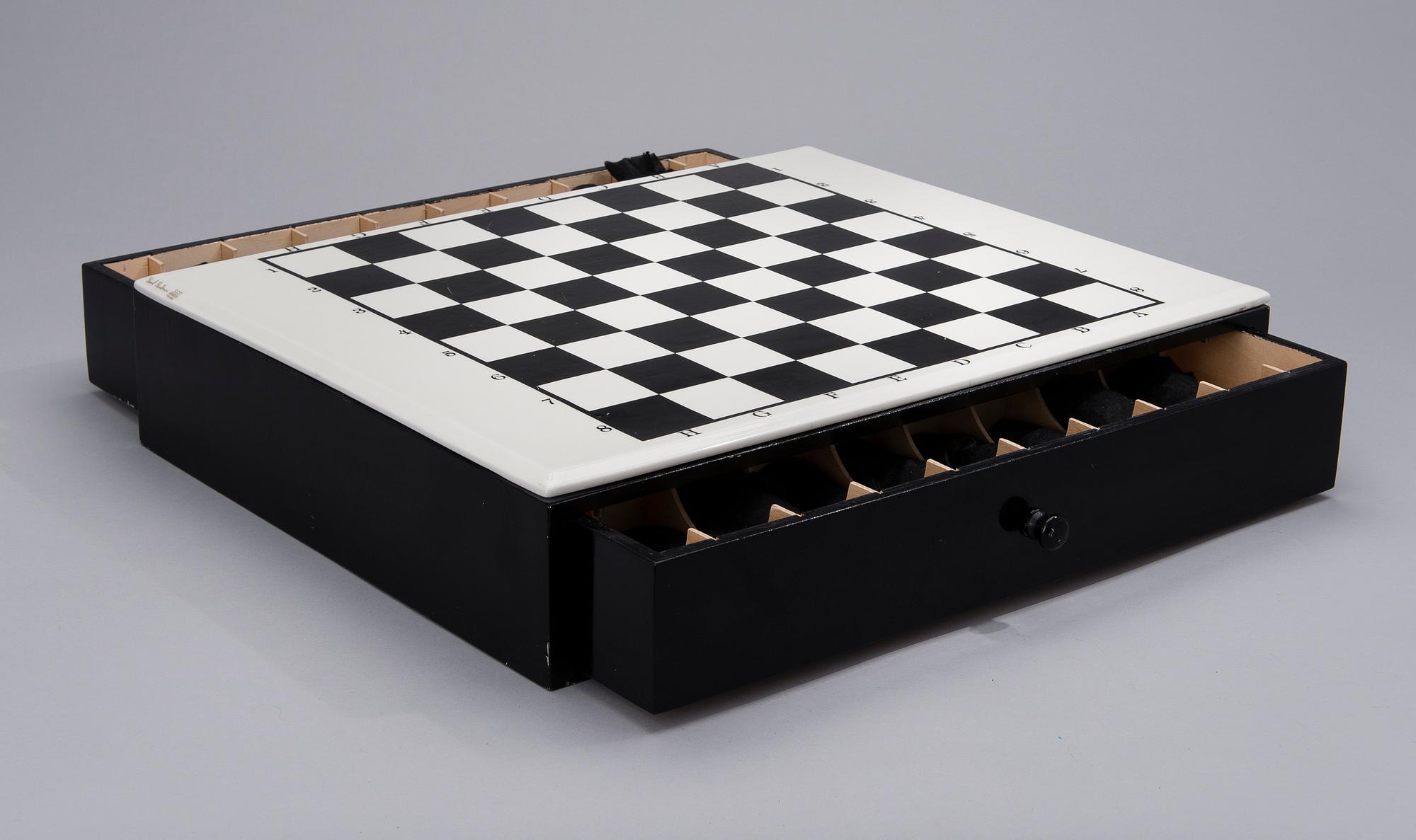 PAULI PARTANEN, SCHACKSPEL, sign. Pauli Partanen.