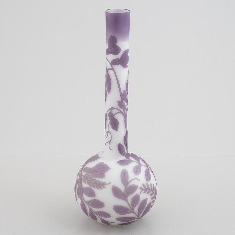 Weis, a cameo glass vase.