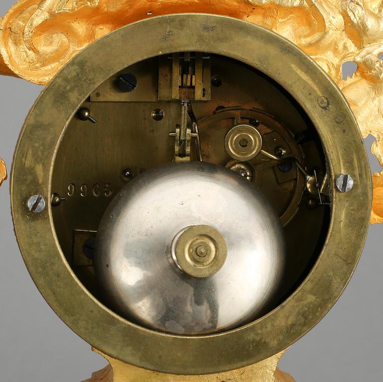 BORDSPENDYL, P H Mourey, 1800-talets slut.