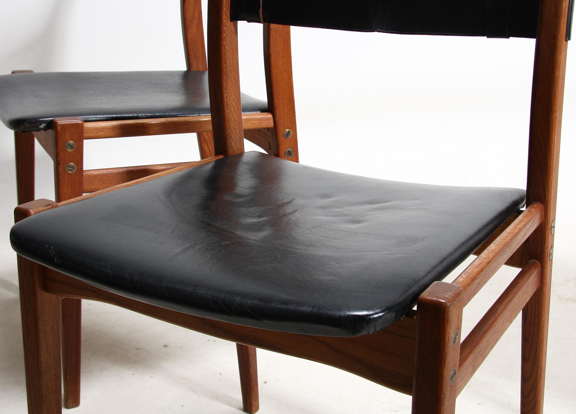 STOLAR, 4 st, Yngve Ekström, Swedese. En brännmärkt.