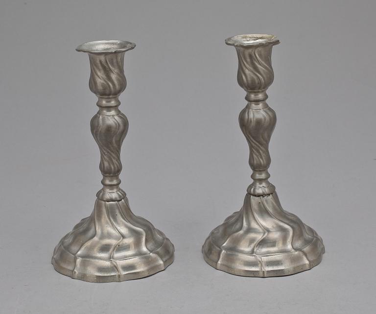 A pair of Rococo pewter candlesticks by Gudmund Östling (1762-1790).