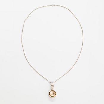 Elis Kauppi, Kaulakoru, sterlinghopeaa ja kultaa. Kupittaan kulta, Turku 1965.