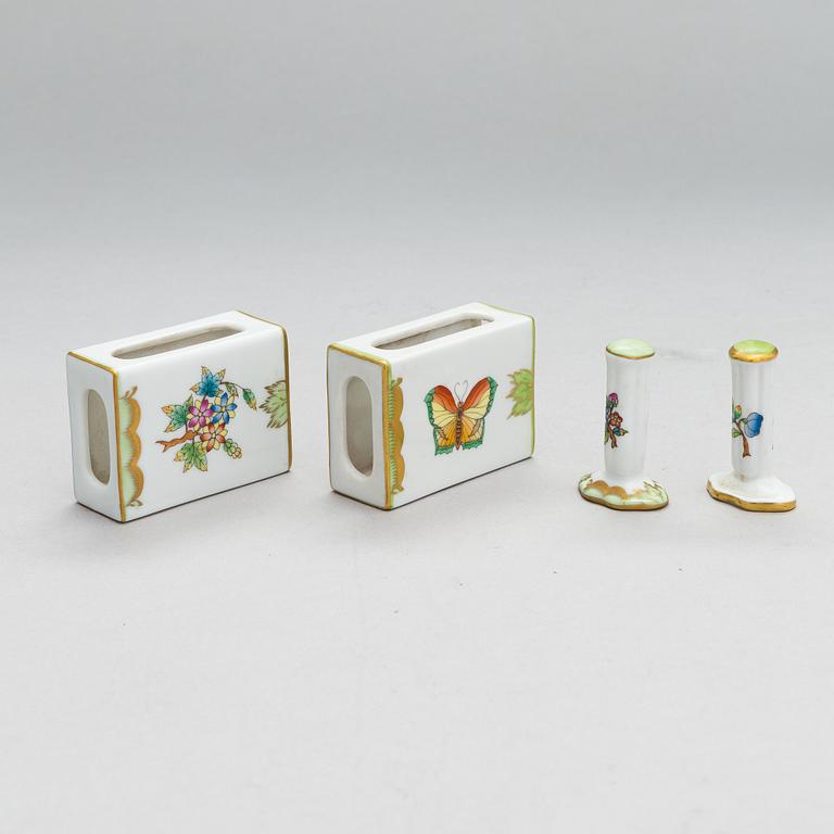 A Herend Queen Victoria VBO porcelain coffee set and two trinket boxes, totally 19 pieces, Hungary.