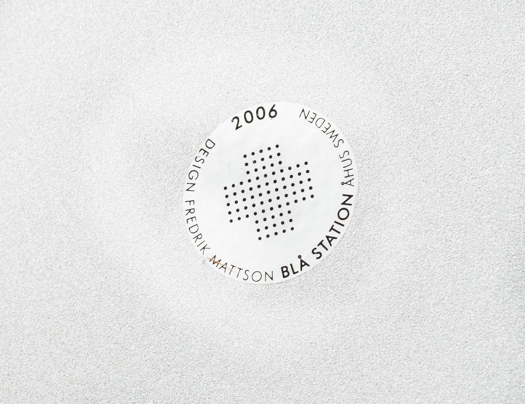 STOLAR, 2 st, "Innovation C", Fredrik Mattsson, Blå station. Etikettmärkta, 2006.