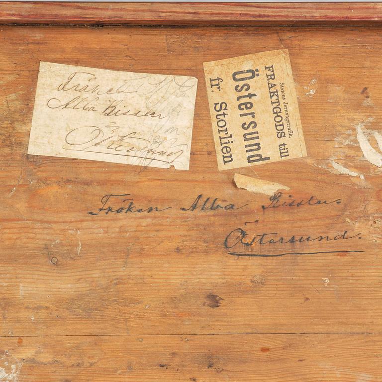 A late Gustavian mahogny commode.