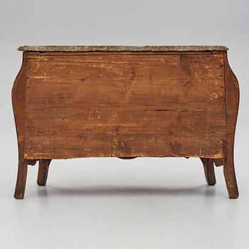 Byrå, Stockholmsarbete 1700-talets andra hälft, Rokoko.