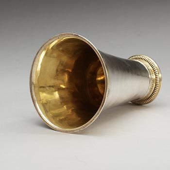 BÄGARE, av Conrad Heitmüller, Nyköping 1777 överstämplad av Magnus Myhrmans änka i Åmål.