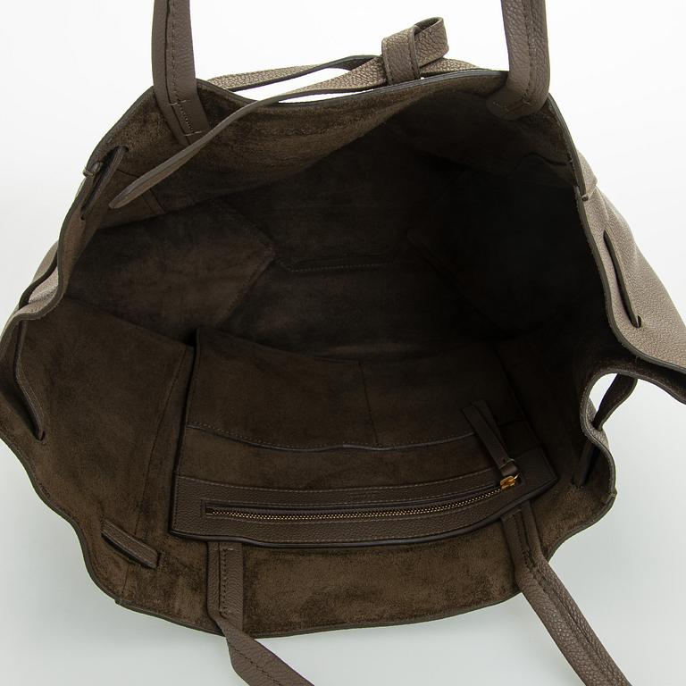 Céline, a 'Cabas Phantom Tote' bag.