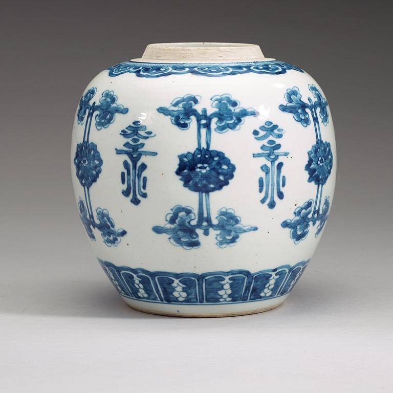 A blue and white jar, Qing dynasty, 18th century.