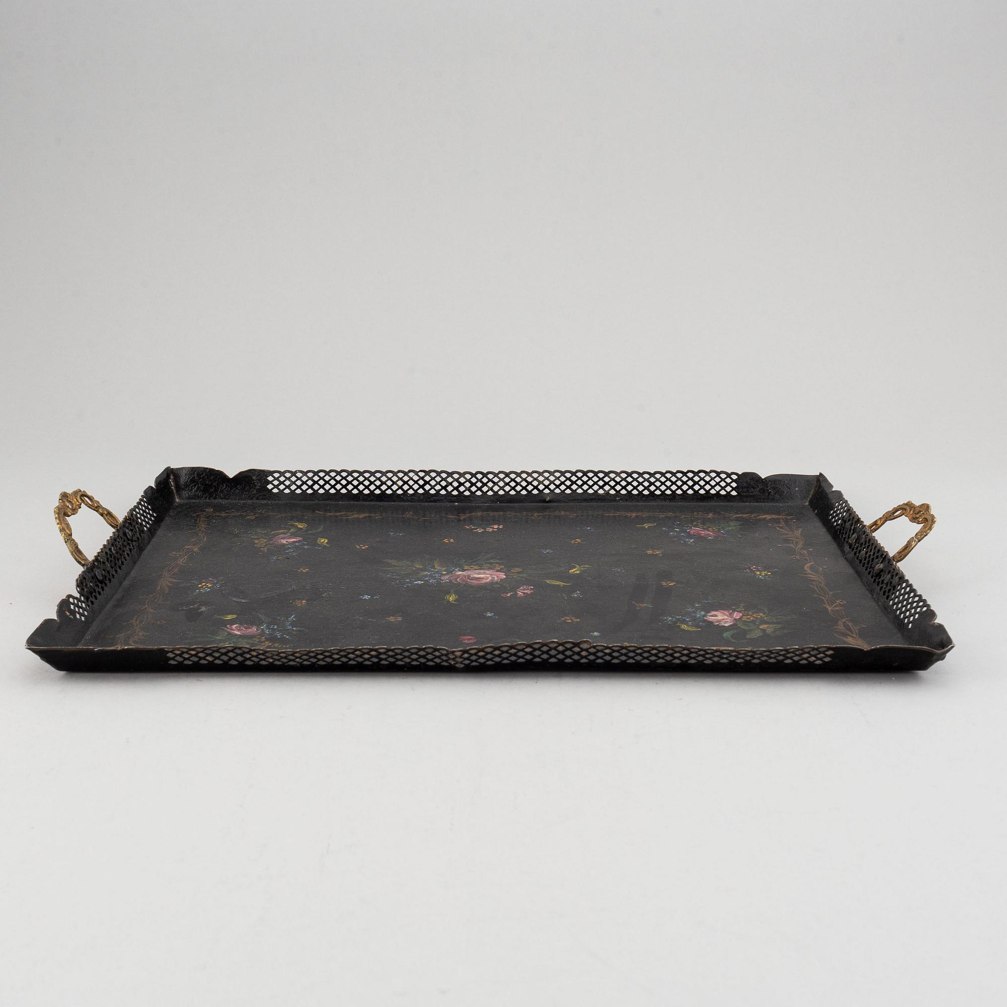 Two painted flower pots and 3 trays, 19th/20th Century.