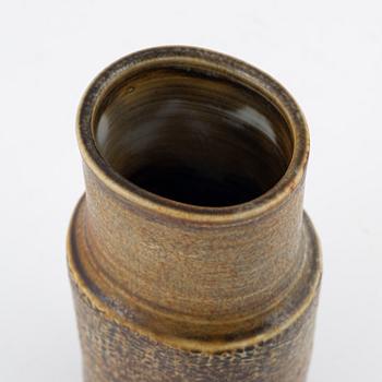 Stig Lindberg, a stoneware vase, Gustavsbergs studio, 1975.