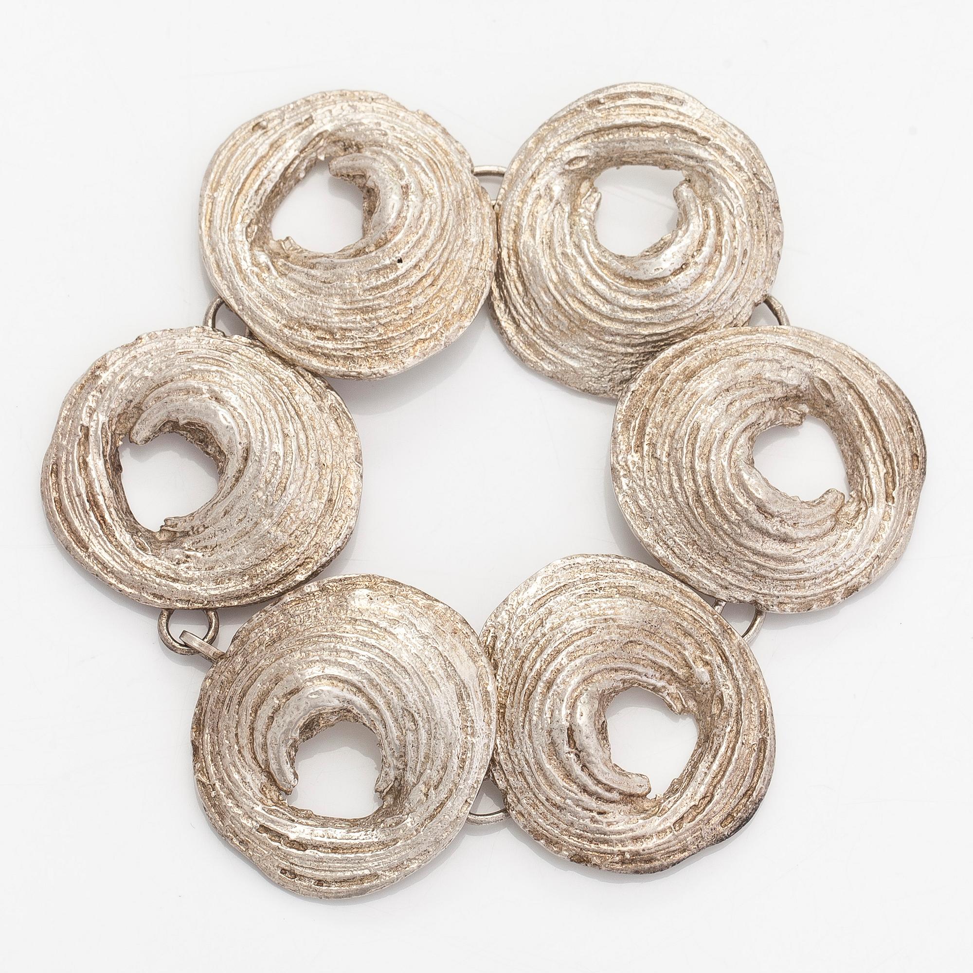 Helky Juvonen, rannekoru, sterlinghopea, Westerback, Helsinki 1972.