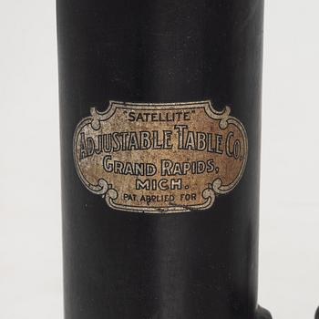 A telescope, A. Bardou, Paris, around the year 1900.