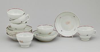 KOPPAR MED FAT, 6 st, porslin, Kina, Qianlong (1736-1796).