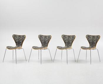 Arne Jacobsen, a set of four 'Series 7' chairs from Fritz Hansen, Denmark.