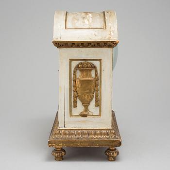 A Swedish late gustavian table clock, ca 1800.
