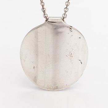 Elis Kauppi, A sterling silver necklace with an amethyst. Kupittaan kulta, Turku.