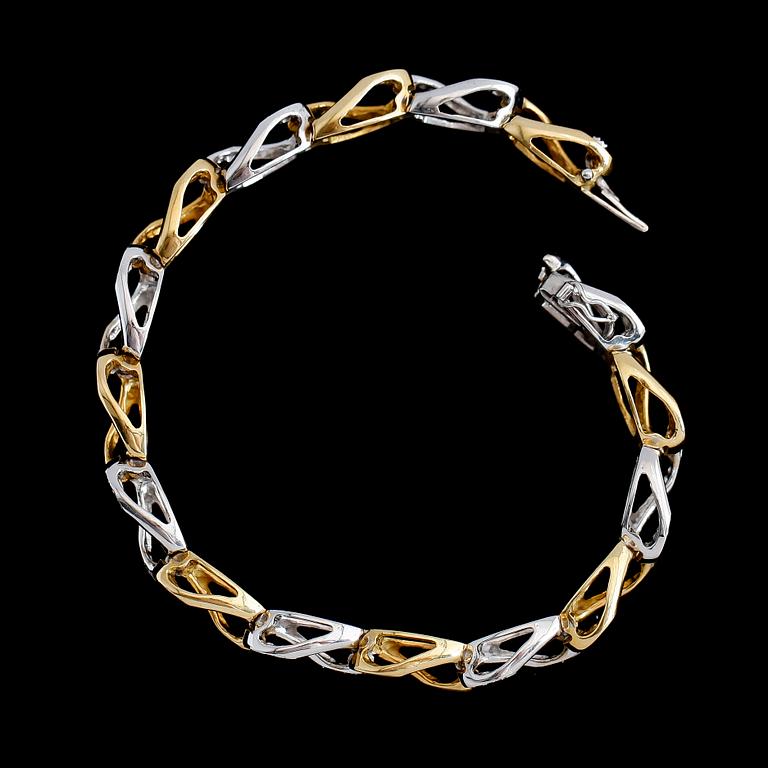 ARMBAND, 18K rött och vitt guld,  åttkantslipade diamanter tot ca 0.48 ct. Vikt ca 26 g.