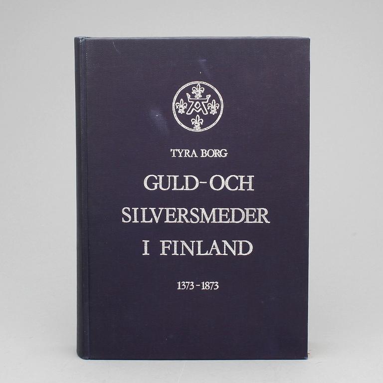 TYRA BORG, Guld-och silversmeder i Finland 1373-1873, Malmö 1972.