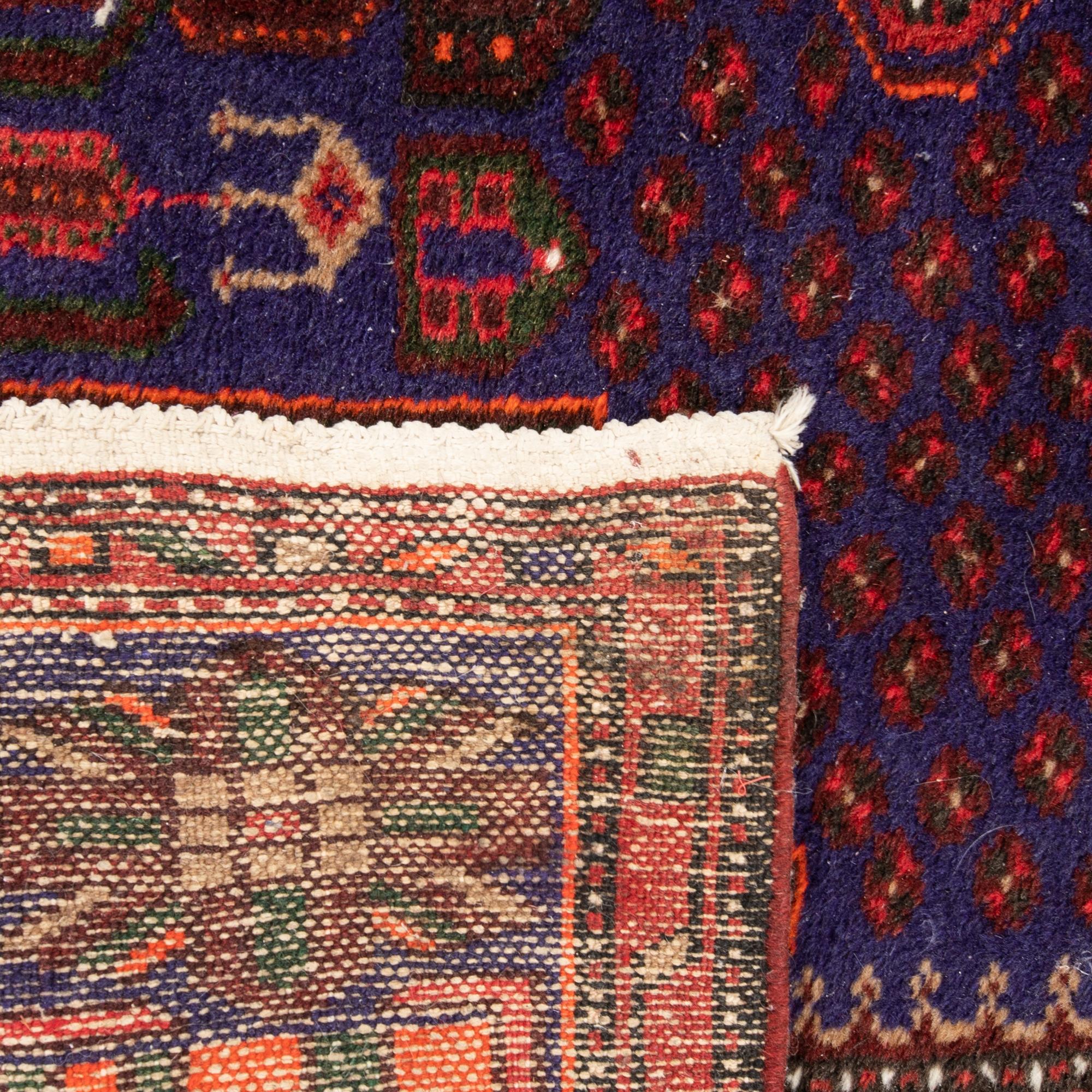 Matta Afshar semiantik ca 200x129 cm.