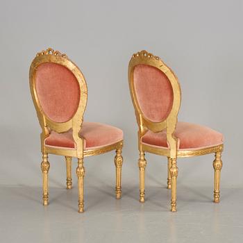 STOLAR, ett par, Louis XVI-stil, omkring 1900.