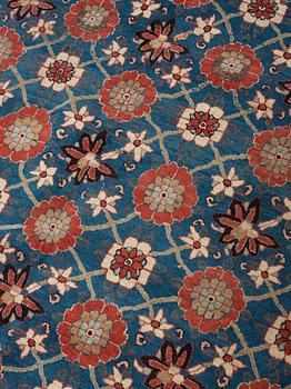 CARPET. Semi-antique Veramin. 313 x 218,4 cm.