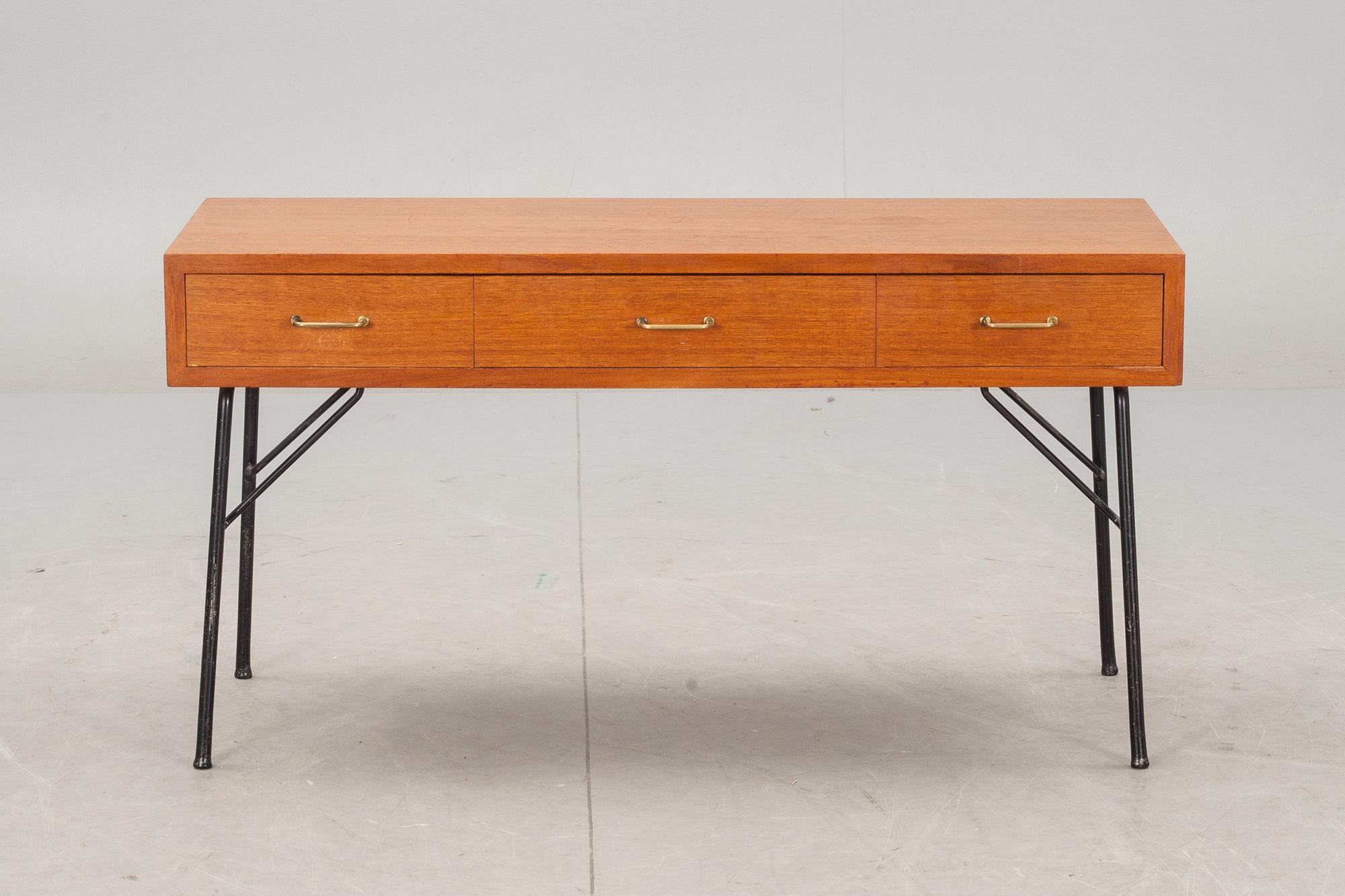 BÄNK, Karl-Erik Ekselius, 1900-talets mitt.