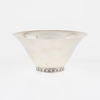Wiwen Nilsson, skål, sterlingsilver, Anders Nilsson, Lund, 1970.